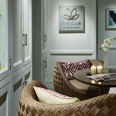 Marriott Park Lane Hotel