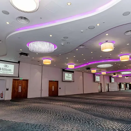 Hilton London Heathrow Airport Terminal 5 4*
