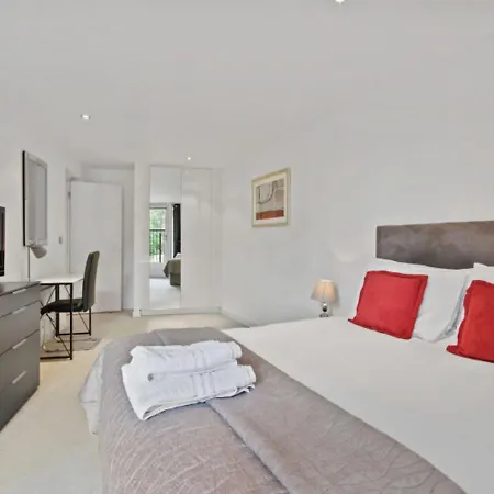 Cubo Farringdon Apartment London