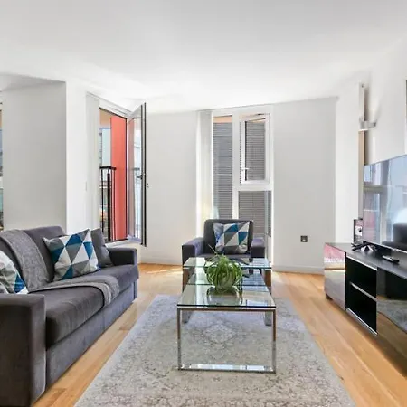 Cubo Farringdon Apartment London