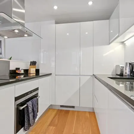 Cubo Farringdon Apartment