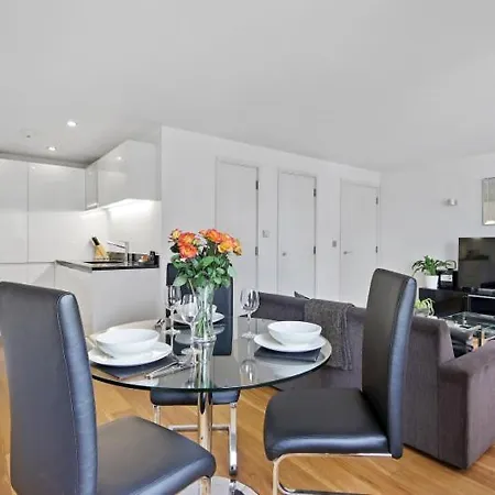 Cubo Farringdon Apartment London
