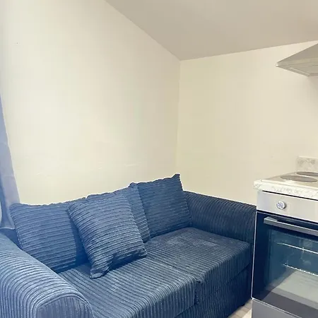 Studio Apartment London