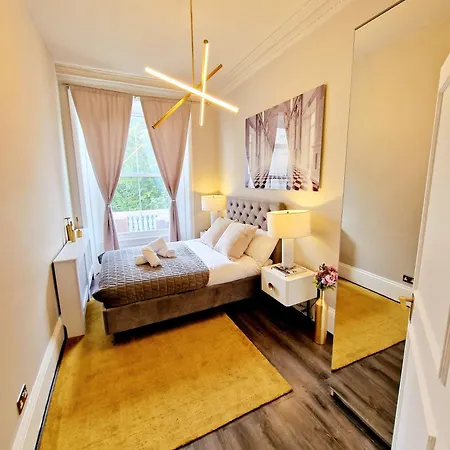 Stylish Hyde Park By Tube Stations With Elevator *
