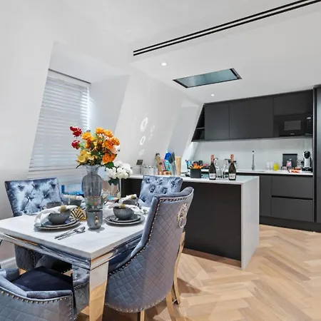 Stunning 1-bedroom Penthouse In Marble Arch 72 *