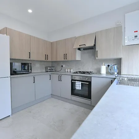 North West London Escape * Mill Hill