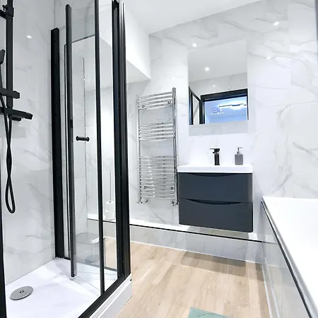 Holiday home North West London Escape