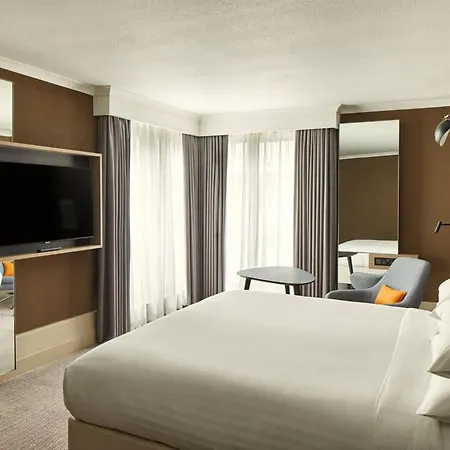 Marriott Regents Park Otel 4*