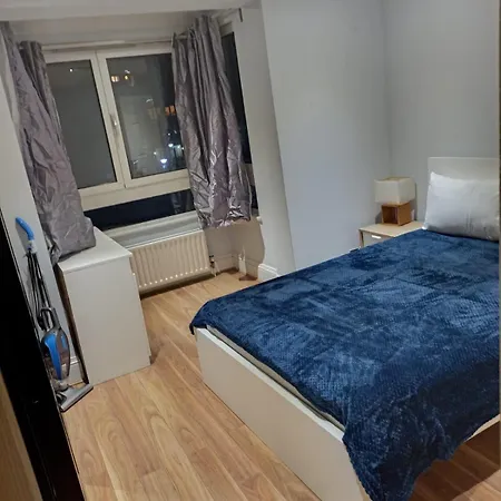 Apartment Cozy London