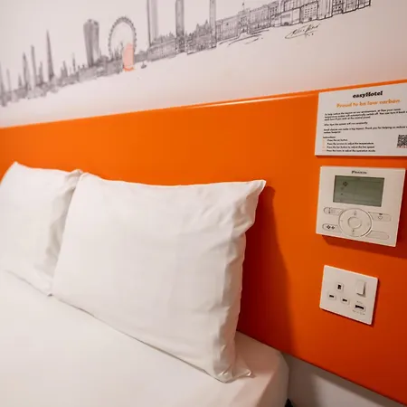 Hotel Easyhotel Croydon