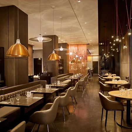 Park Plaza Waterloo Hotel 4*