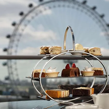 Park Plaza County Hall 4*