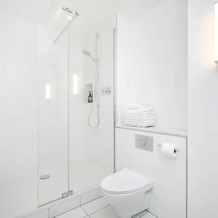 Luxury Mayfair Townhouse With A/c 3br 3ba London