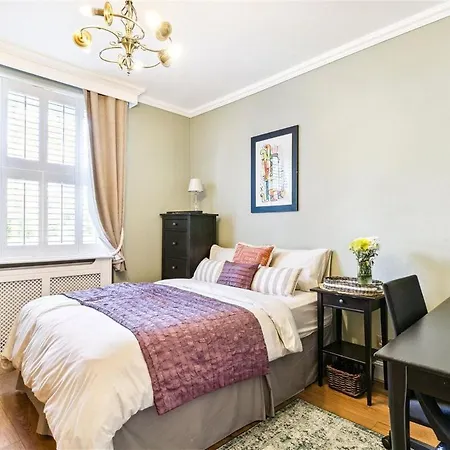 Apartment Homely 2 Levels Flat W Private Garden *