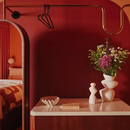 Hotel Ember Locke Kensington London