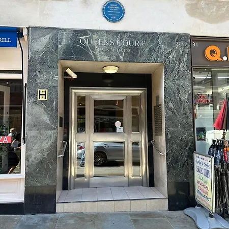 Queens Court * London