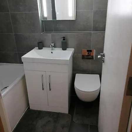 Hemans 0.8 Apartment *