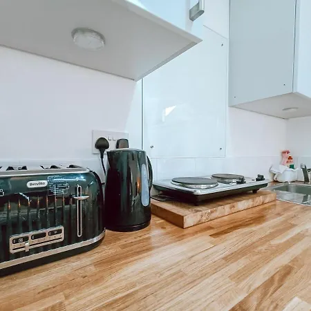The Pembroke Studio By Richmond Park *