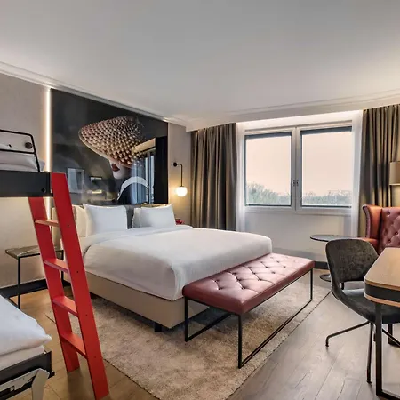 Ξενοδοχείο Radisson Red London Heathrow