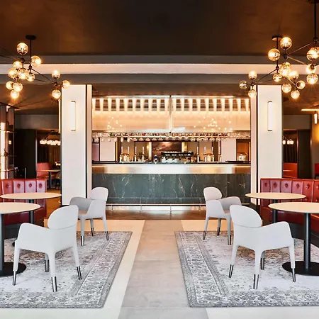 Radisson Red London Heathrow Ξενοδοχείο Harmondsworth
