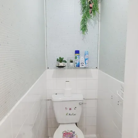 Excellent Double In Cheap Rate Around Homestay London