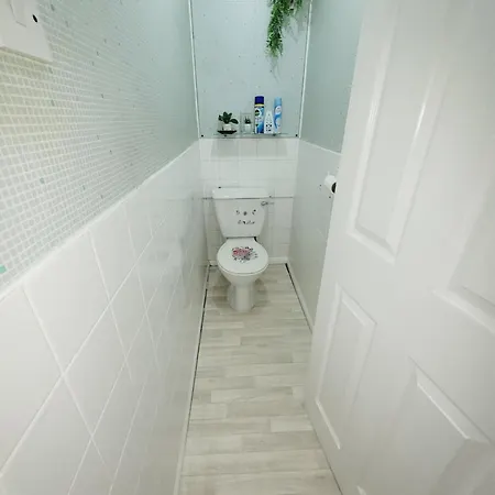Excellent Double In Cheap Rate Around Homestay