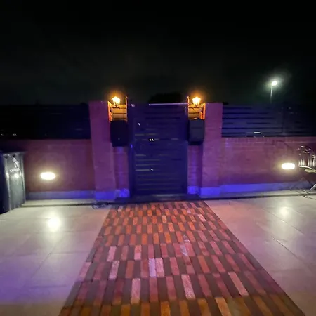 Homestay Luxury With En-suite Bathrooms - West London *