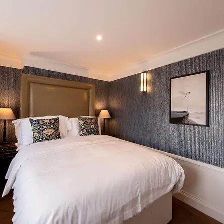 Hotel Gunmakers London