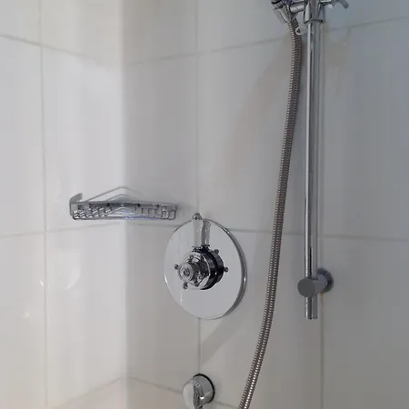 فندق كونتيننتال لندن