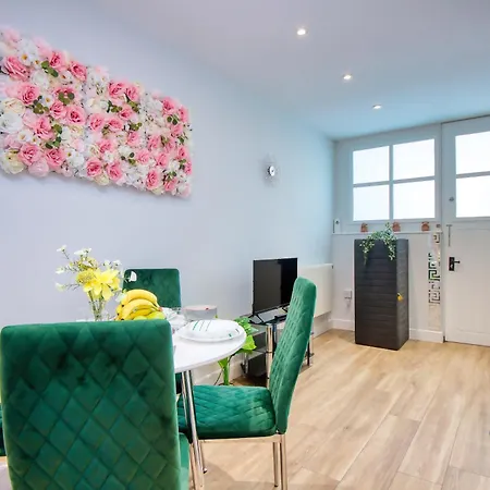 Amazing Place In Finsbury Park Apartment London