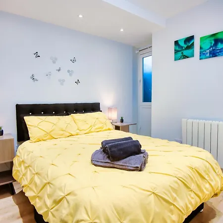 Amazing Place In Finsbury Park Apartment
