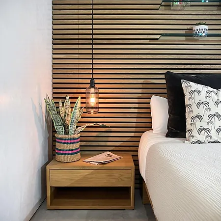 Luxury Urban Oasis With Garden And Private Apartment *