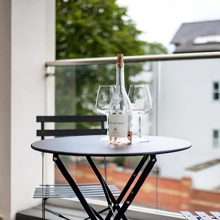Apartment The Modern Glasshouse London