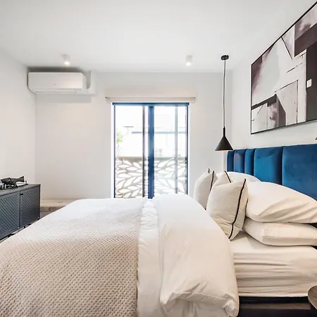 The Modern Glasshouse Apartment London