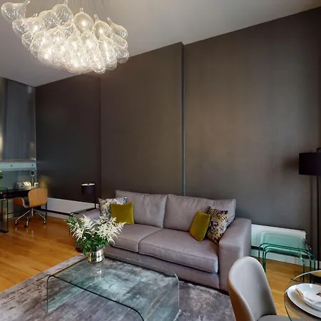 The Harrington - Gloucester Road - 1 Harrington Gardens Apartment