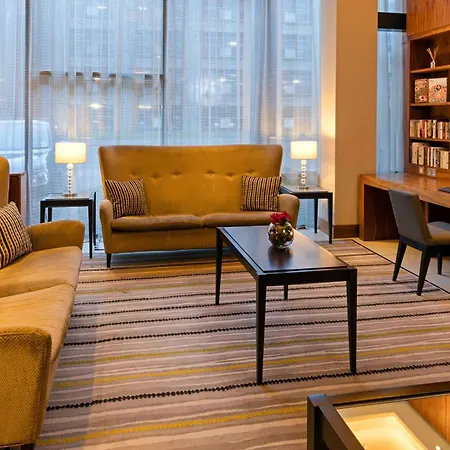 Hampton By Hilton London Szálloda