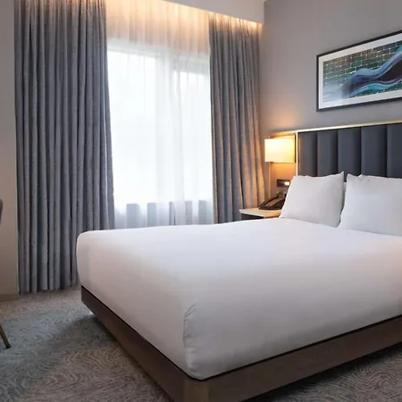 Отель Doubletree By Hilton Angel Kings Cross Лондон