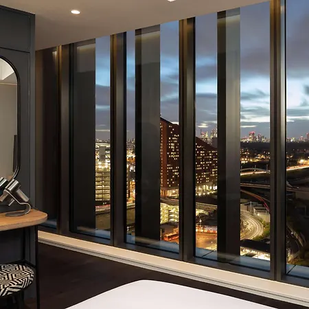The Gantry London, Curio Collection By Hilton فندق 4*