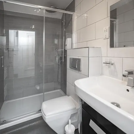 Flexistay Sutton סאטון