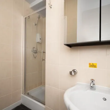 Otel Flexistay Tulsi Croydon