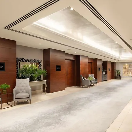 Conrad St 5* Londyn