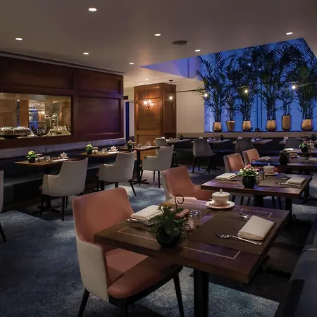 Conrad St Hotel