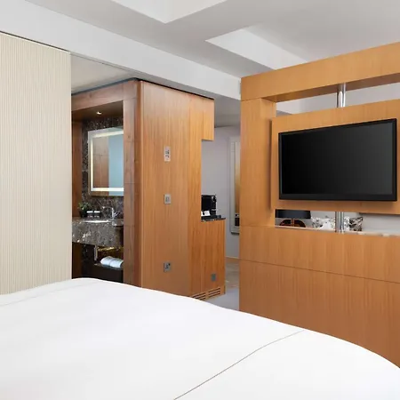 Conrad St 5*