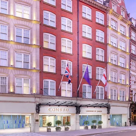 Conrad St Hotel