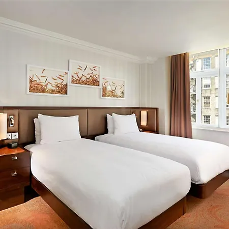 Hilton Hyde Park 4* London