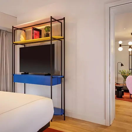 Art'otel Battersea Power Station, Powered By Radisson 5* London