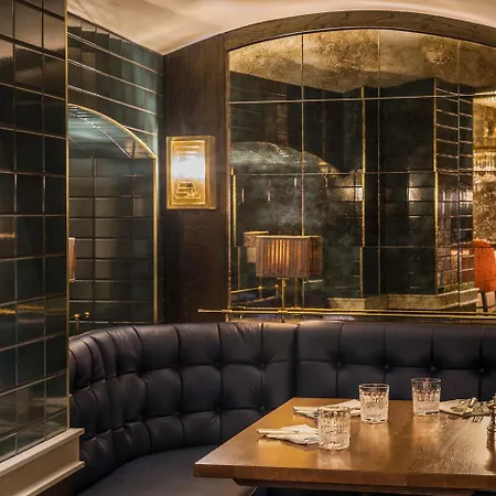 Sloane Place Hotel 4*