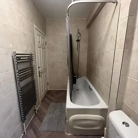 Stunning Wembley Stadium Flat Privatunterkunft London
