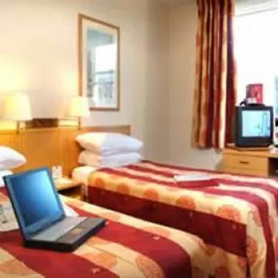 Comfort Kensington Hotel London
