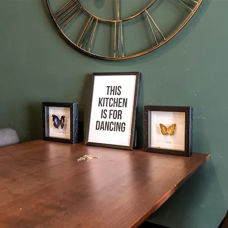 Trendy Kings Cross Flat Apartment